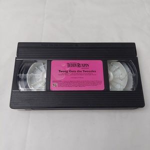 1998 Teddy Ruxpin Interactive Video Tape - Tweeg Gets the Tweezles VHS Only